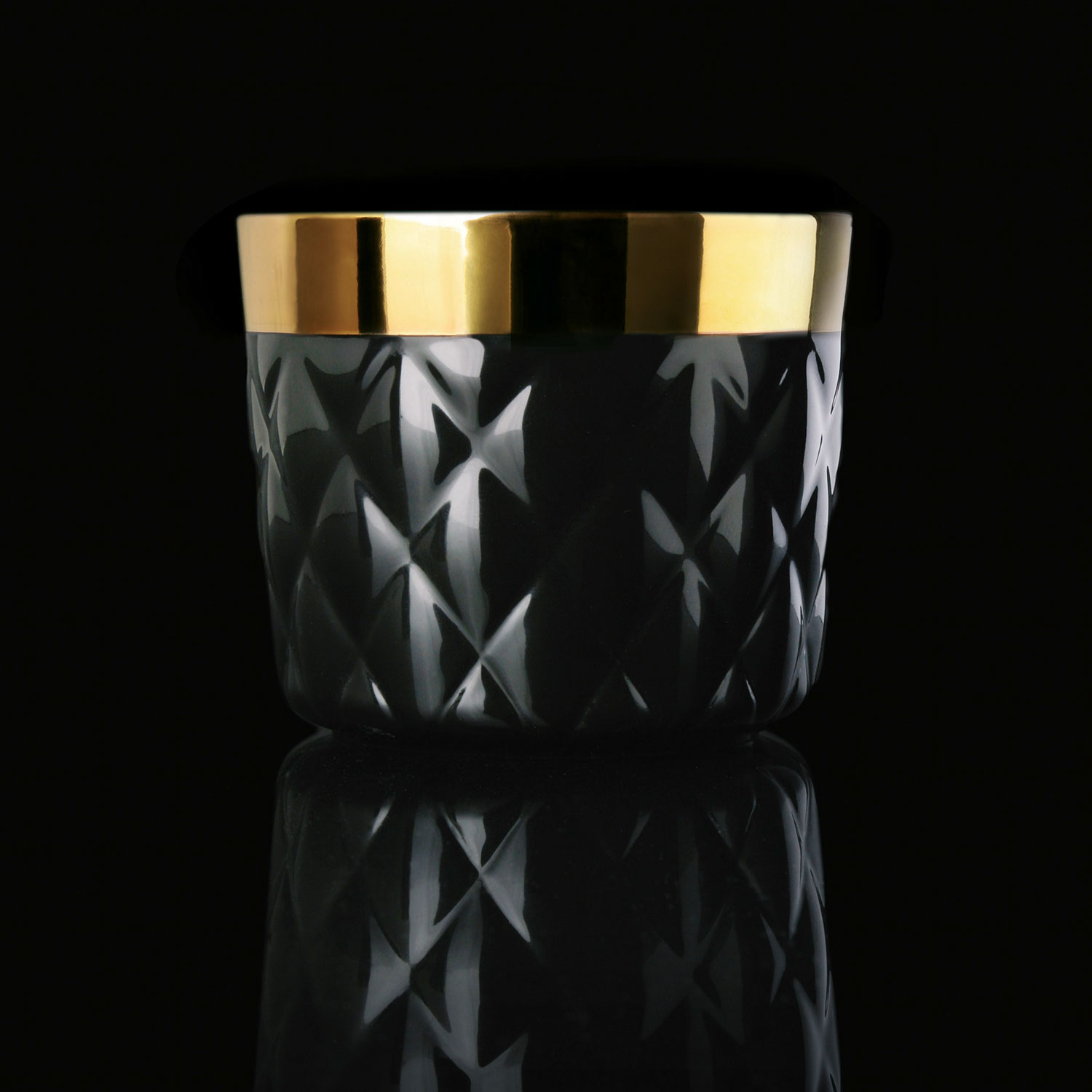 Champagne goblet black, Cushion