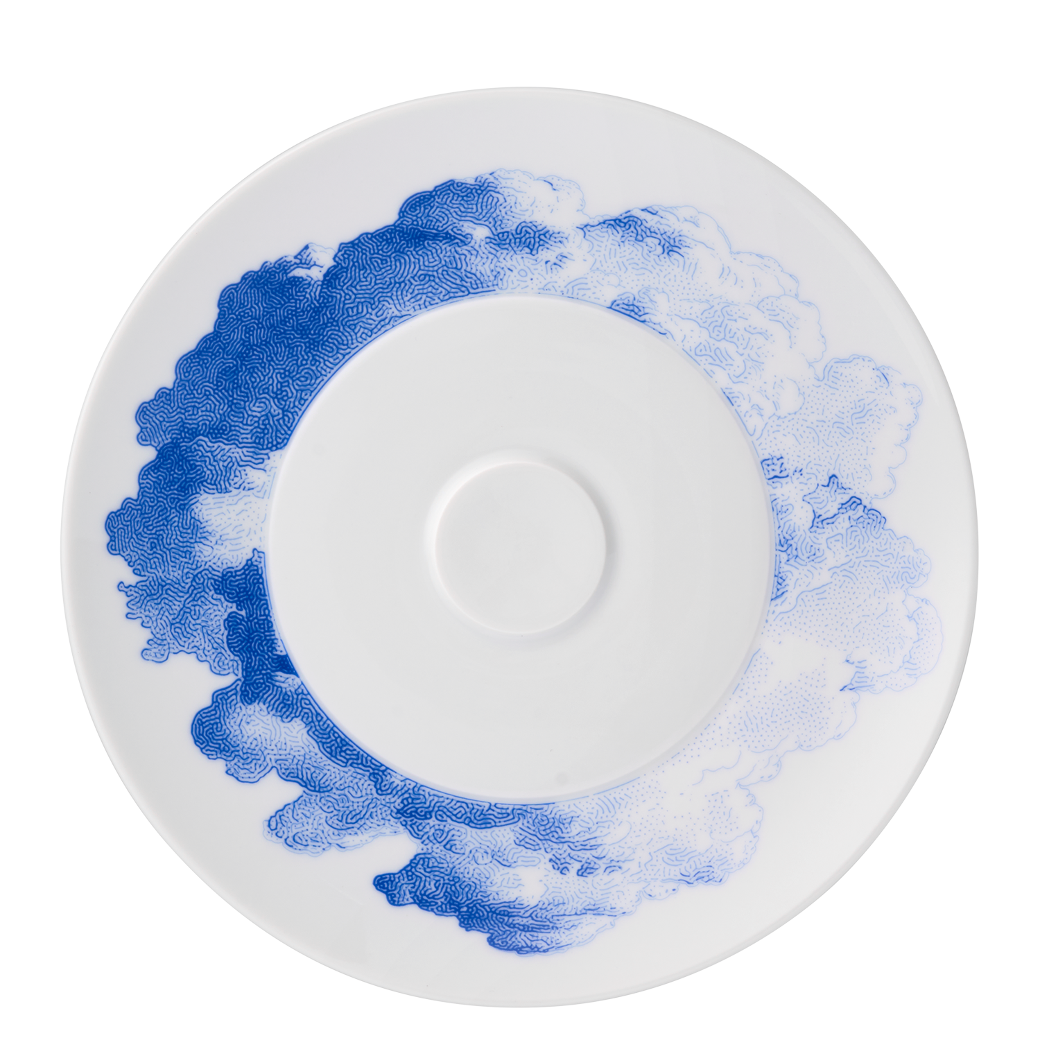 Saucer Weiße Porzellanuntertasse mit blauem Wolkenmuster, zentraler Vertiefung. Fürstenberg Porzellan.