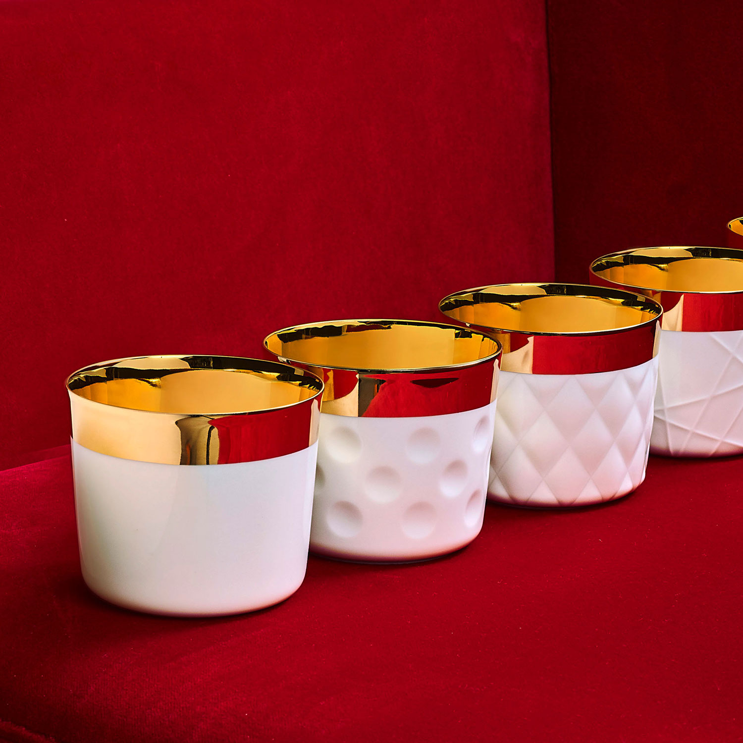 Champagne goblet white, Cushion