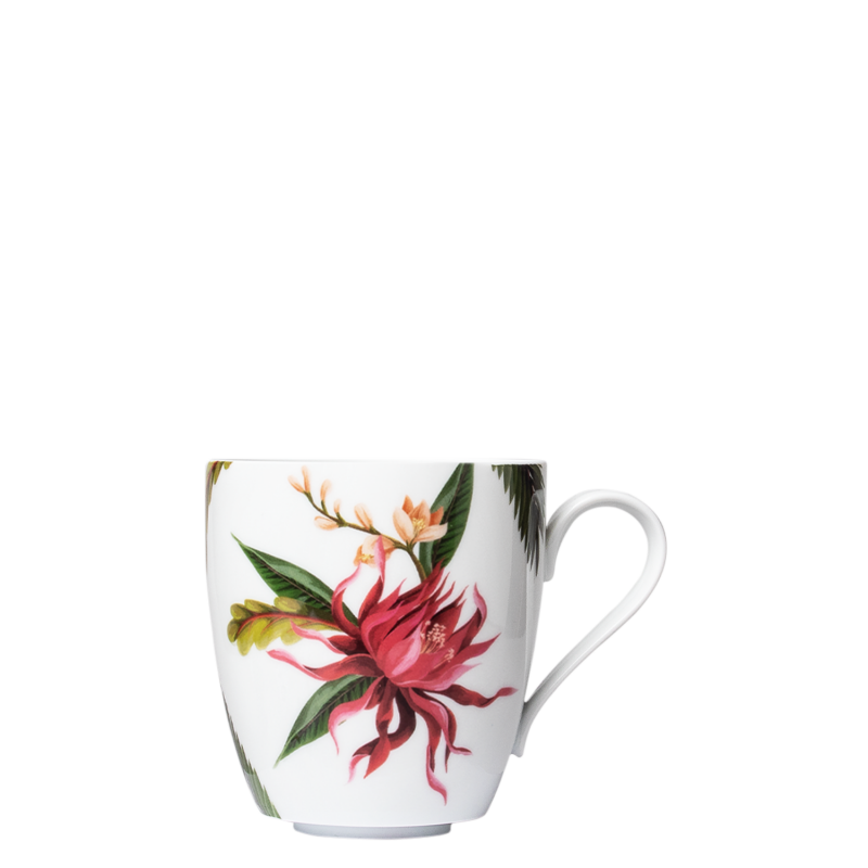 img1_ob2007195712_kaffeebecher Tasse mit buntem Blumenmuster, stehend, auf weißem Hintergrund. Fürstenberg Porzellan.