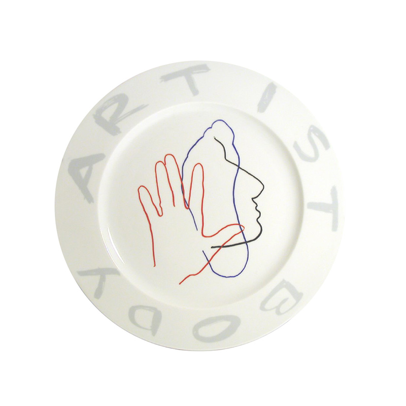 Teller zeigt Gesicht, Handzeichnung; Text: "ARTIST BODY" auf Rand. Fürstenberg Porzellan.