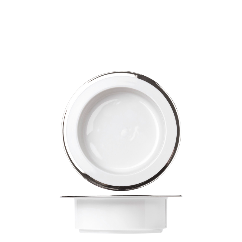 img1_ft2006__5701_suppenschale Weiße runde Porzellanschale mit schmaler, dunkler Linie, Ansicht von oben und Seite. Fürstenberg Porzellan.