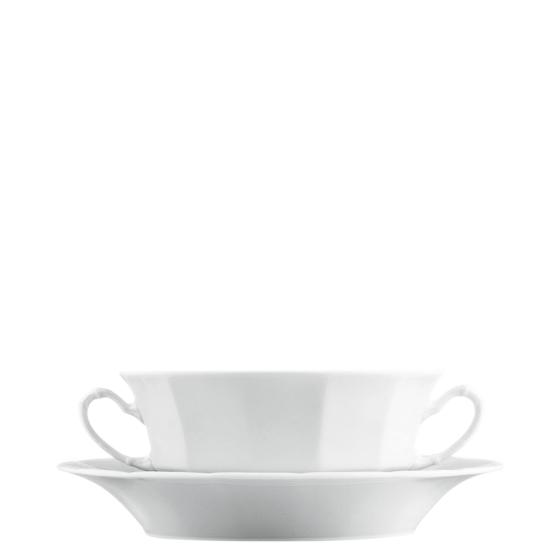 Suppentasse mit zwei Henkeln auf passender Untertasse, schlichtes weißes Porzellan. Fürstenberg Porzellan. Suppentasse mit zwei Henkeln auf passender Untertasse, schlichtes weißes Porzellan. Fürstenberg Porzellan.
