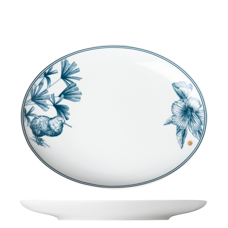 img1_ov2007315713_teller_oval Ovale Porzellanplatte mit blauem Kiwi- und Blumenmotiv auf weißem Hintergrund. Fürstenberg Porzellan.