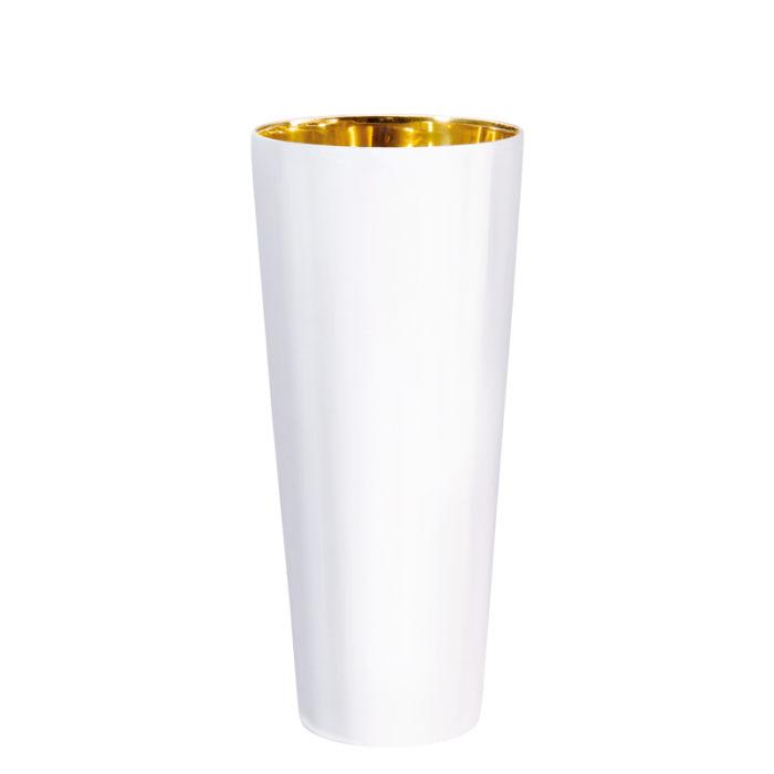 Weiße, schlanke Vase mit goldener Innenfläche, steht aufrecht. Fürstenberg Porzellan. Weiße, schlanke Vase mit goldener Innenfläche, steht aufrecht. Fürstenberg Porzellan.