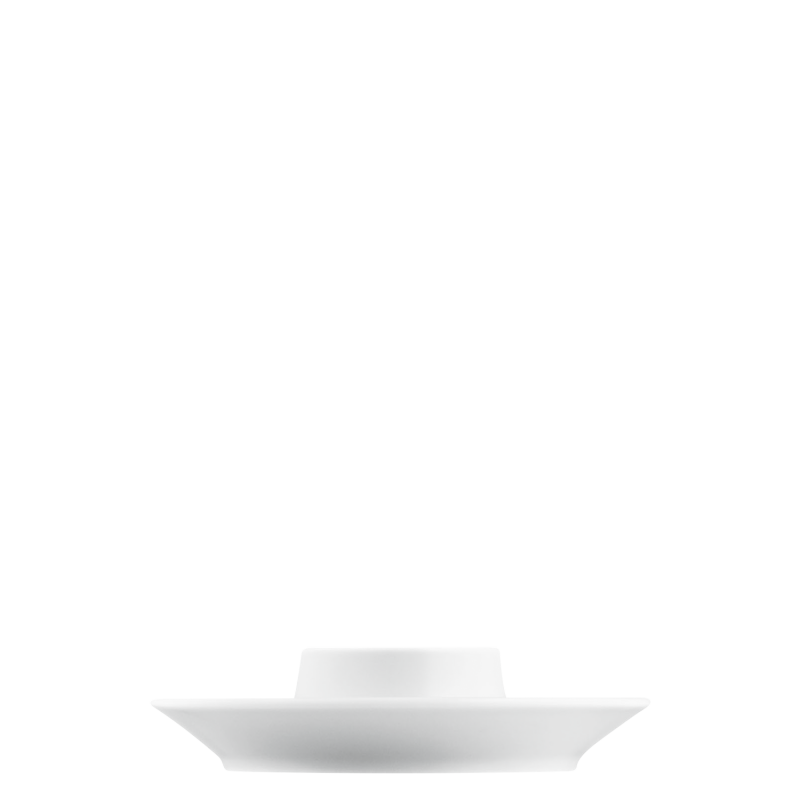 img1_ei_683__weiss_eierbecher Weiße Porzellantasse auf passender Untertasse, minimalistisch, vor schwarzem Hintergrund. Fürstenberg Porzellan.