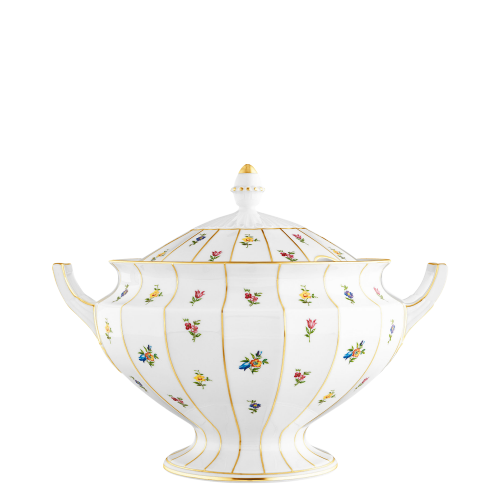 Soup tureen 