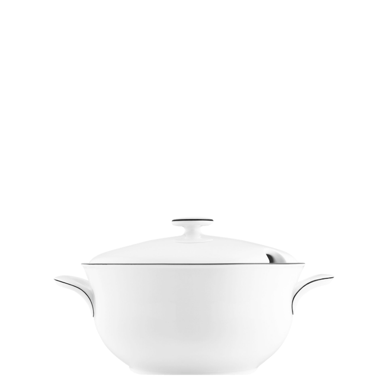 Soup tureen 