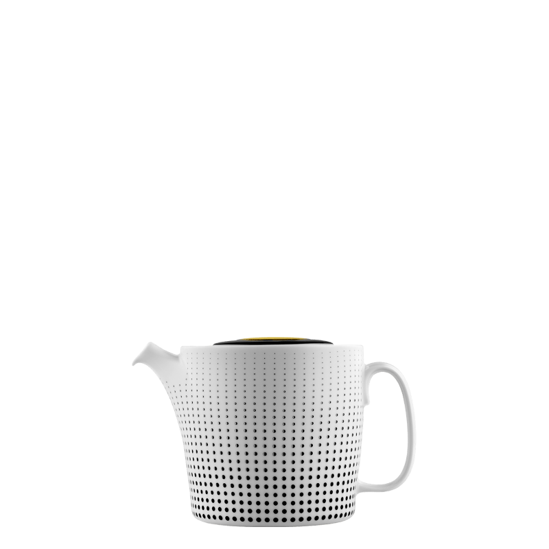 Teapot with tea strainer 